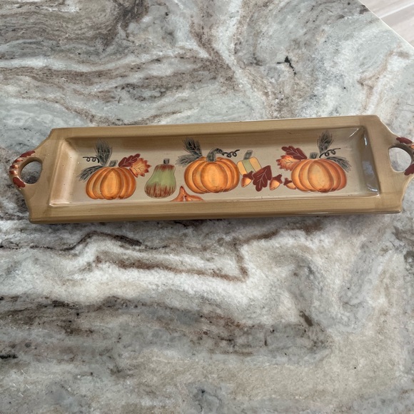 Beautiful Vintage Distressed Fall Decor Server 15 x 41/2” - Picture 3 of 4